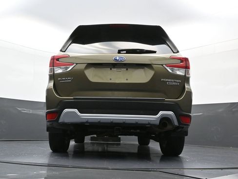 Used 2022 Subaru Forester Touring image 26