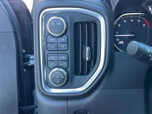 Used 2021 GMC Sierra 1500 AT4 w/ AT4 Preferred Package image 29
