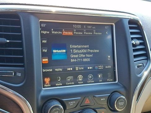 Used 2017 Jeep Grand Cherokee Limited AWD/4WD image 22