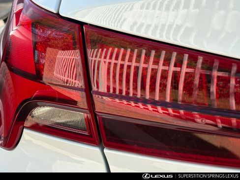 Used 2021 Hyundai Santa Fe Calligraphy image 11