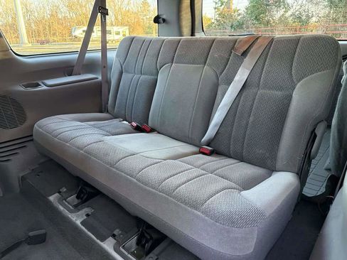 Used 2000 Ford Excursion XLT image 10