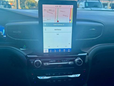 Certified 2021 Ford Explorer King Ranch w/ Premium Technology Package image 32