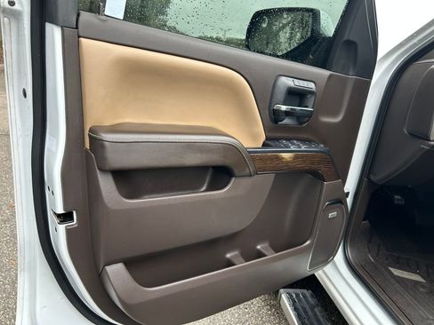 Used 2018 GMC Sierra 1500 Denali w/ Denali Ultimate Package image 17