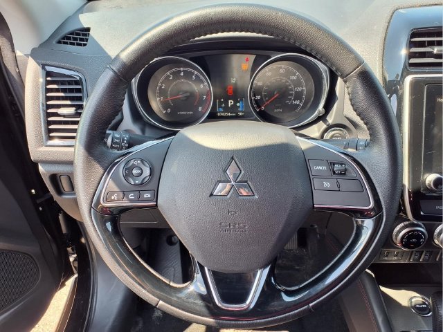 Used 2023 Mitsubishi Outlander Sport SE AWD/4WD image 9