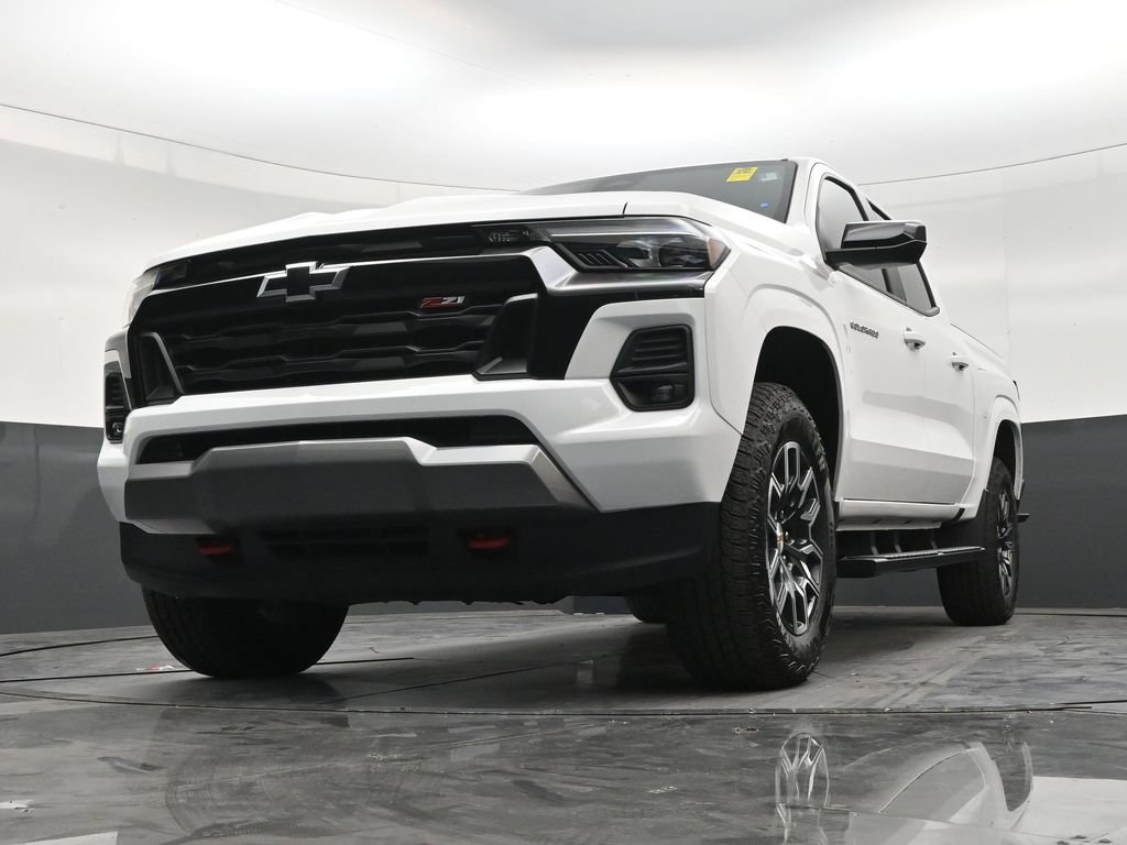 Used 2026 Chevrolet Colorado Z71 AWD/4WD image 27