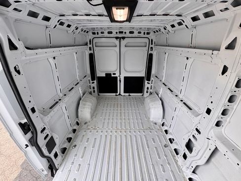 Used 2026 RAM ProMaster 2500 w/ Convenience Group FWD image 11