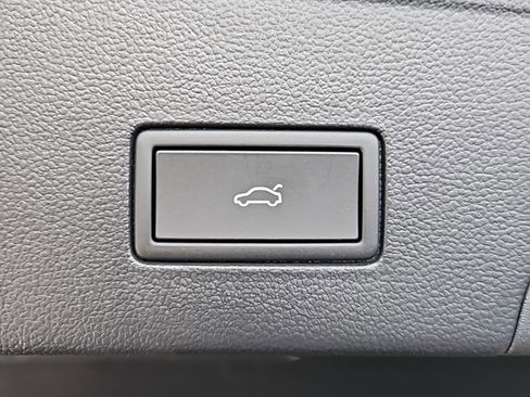 New 2026 Volkswagen Atlas Cross Sport SEL Premium R-Line image 20