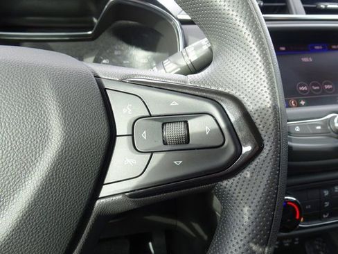 Certified 2022 Chevrolet TrailBlazer LT w/ Driver Confidence Package image 21