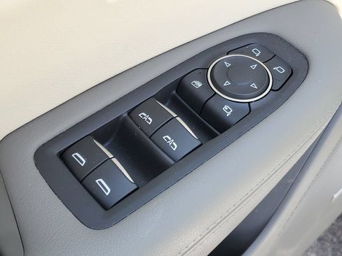 Used 2024 Cadillac XT6 Premium Luxury w/ LPO, Floor Liner Package AWD/4WD image 21
