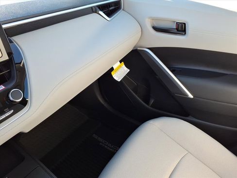 New 2026 Toyota Corolla Cross L image 17