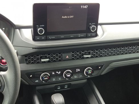 Certified 2024 Honda Accord EX image 31