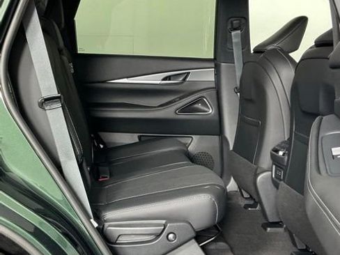 Certified 2027 INFINITI QX60 Luxe w/ Cargo Package FWD image 28