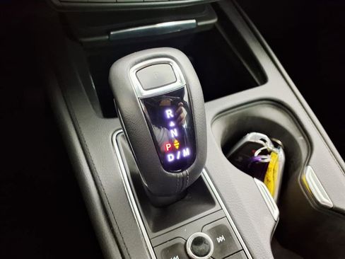 Used 2019 Cadillac XT4 Premium Luxury image 21