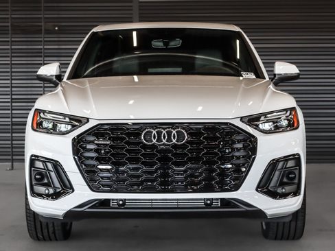 Used 2023 Audi Q5 2.0T Premium Plus w/ Premium Plus Package AWD/4WD image 13