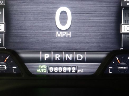 Used 2019 RAM 1500 Laramie AWD/4WD image 36