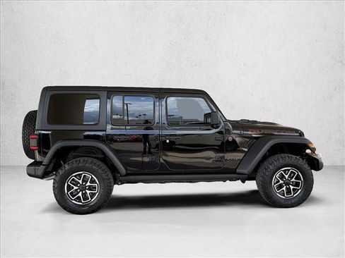 Used 2024 Jeep Wrangler Unlimited Rubicon w/ Safety Group AWD/4WD image 4