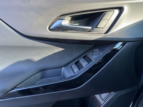 New 2026 Chevrolet Equinox LT w/ Convenience Package II image 11