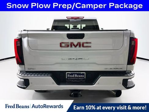 Used 2026 GMC Sierra 3500 Denali w/ Denali Reserve Package AWD/4WD image 7