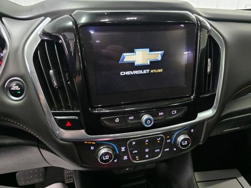 Used 2019 Chevrolet Traverse Premier w/ Redline Edition AWD/4WD image 13