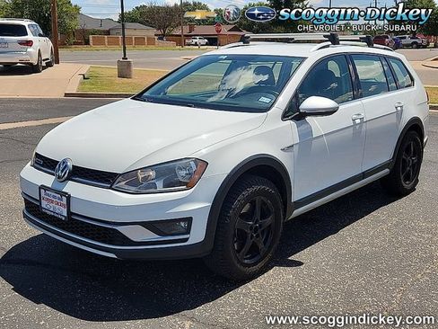 Used 2017 Volkswagen Golf Alltrack S AWD/4WD image 1
