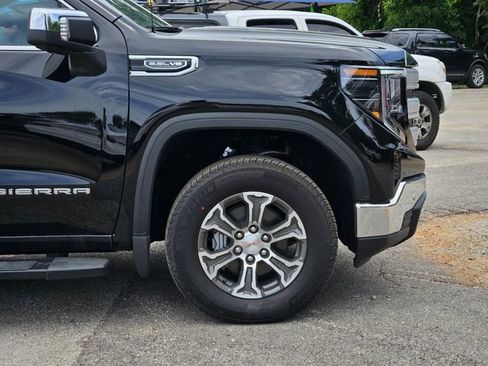 New 2025 GMC Sierra 1500 SLE w/ Preferred Package AWD/4WD image 10