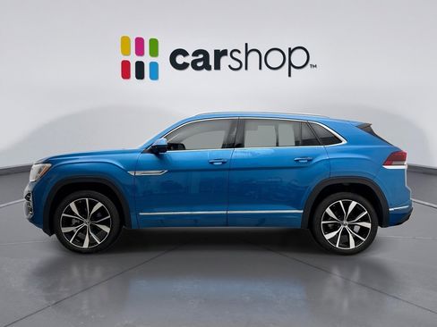 Used 2024 Volkswagen Atlas Cross Sport SEL Premium R-Line image 2