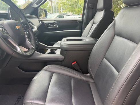 Used 2024 Chevrolet Tahoe LT RWD image 19