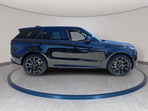 New 2026 Land Rover Range Rover Sport Dynamic SE AWD/4WD image 4
