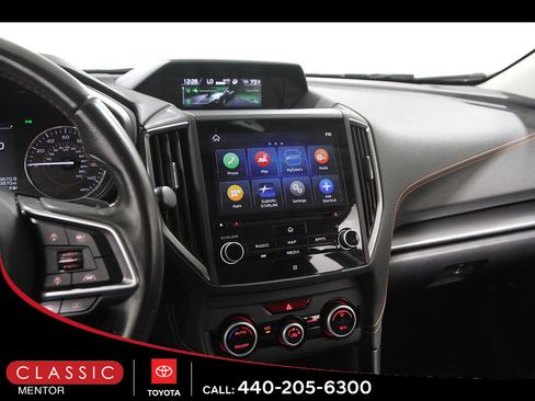 Used 2020 Subaru Crosstrek 2.0i Limited w/ Moonroof Package w/Navigation AWD/4WD image 9