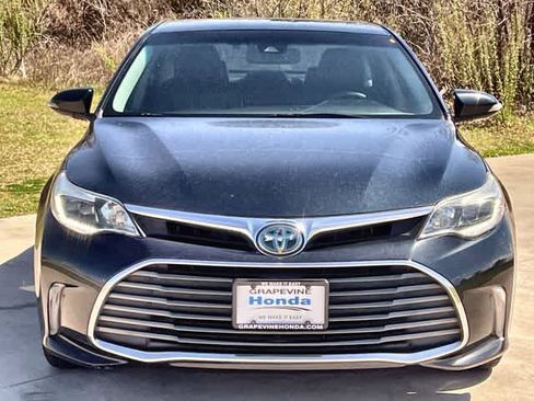 Used 2016 Toyota Avalon Limited image 7