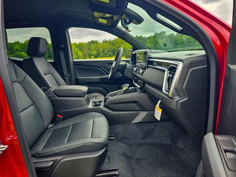 New 2026 GMC Canyon Elevation w/ Convenience Package image 39