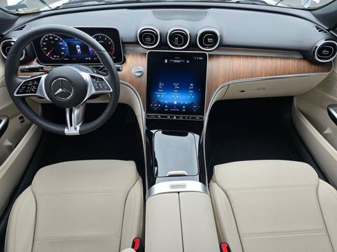 Used 2024 Mercedes-Benz C 300 4MATIC Sedan image 17