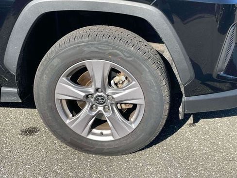 Certified 2025 Toyota RAV4 XLE AWD/4WD image 11