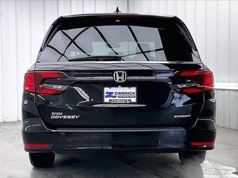 Certified 2023 Honda Odyssey Sport image 4