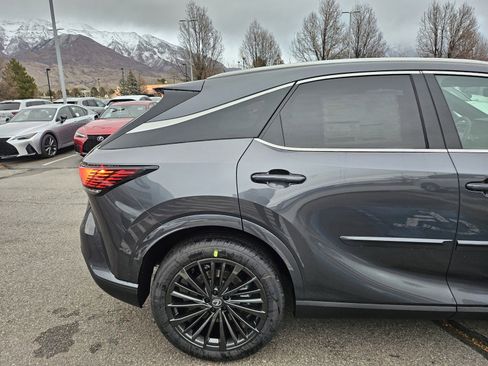 New 2026 Lexus RX 350h image 8