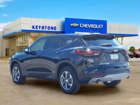 Used 2026 Chevrolet Blazer LT FWD image 5