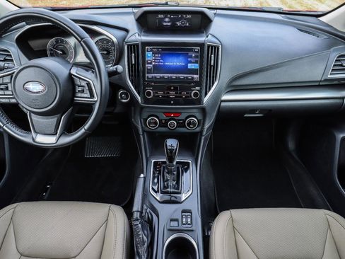 Used 2018 Subaru Impreza 2.0i Limited image 25