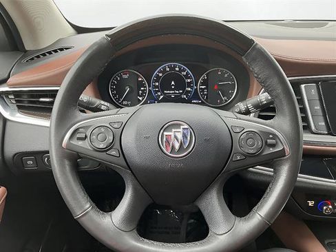 Used 2020 Buick Enclave Avenir w/ Avenir Technology Package AWD/4WD image 13