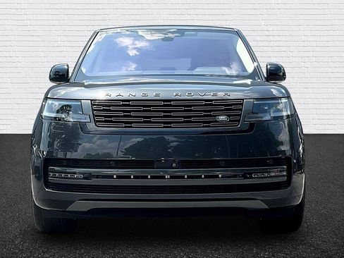 Used 2023 Land Rover Range Rover SE AWD/4WD image 2