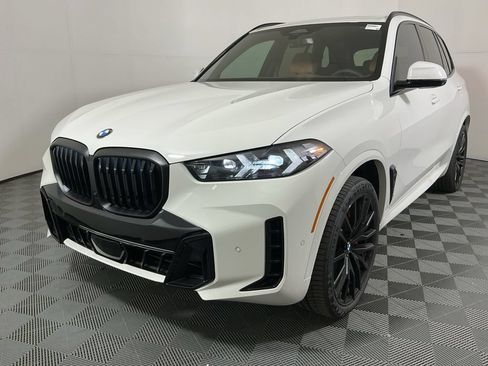 New 2026 BMW X5 sDrive40i w/ M Sport Package RWD image 2