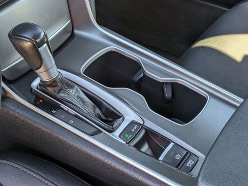 Used 2020 Honda Accord Sport image 23