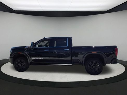 New 2026 GMC Sierra 2500 Denali w/ Denali Reserve Package AWD/4WD image 2