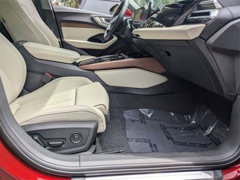 Used 2025 Audi A5 2.0T Premium Plus w/ Premium Plus image 3