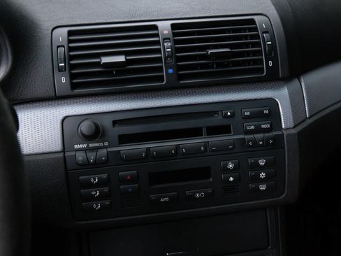 Used 2005 BMW M3 Coupe image 47