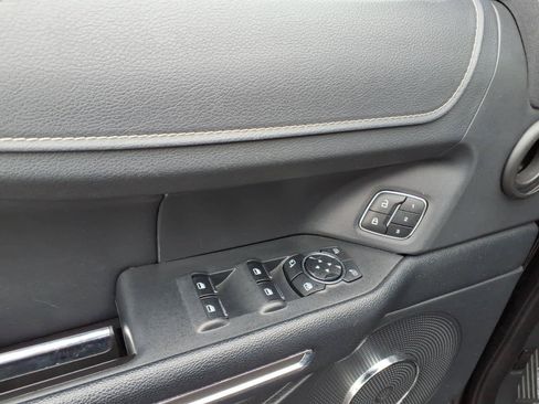 Used 2024 Ford Expedition XLT AWD/4WD image 15