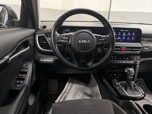 Certified 2024 Kia Seltos S AWD/4WD image 19