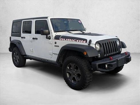 Used 2017 Jeep Wrangler Unlimited Rubicon image 3