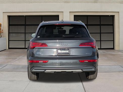Used 2023 Audi Q5 2.0T Premium w/ Convenience Package AWD/4WD image 5
