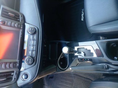 Used 2017 Toyota RAV4 Limited w/ Advanced Technology Package AWD/4WD image 10