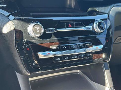 Used 2022 Ford Explorer ST w/ ST Street Pack image 20